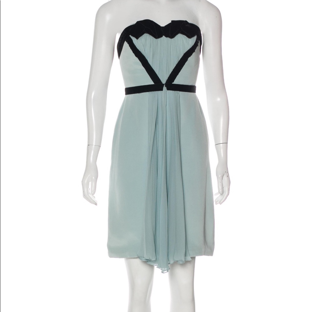 Lovely Marchesa dress in size S